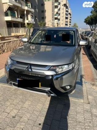 מיצובישי אאוטלנדר Intense אוט' 7 מק' 2.0 (150 כ"ס) בנזין 2019 למכירה בבת ים