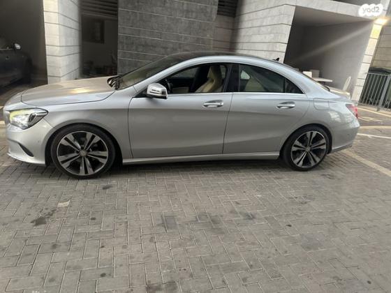 מרצדס CLA CLA180 Urban FL אוט' 1.6 (122 כ"ס) בנזין 2017 למכירה בנתניה