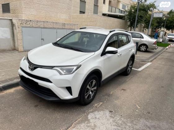 טויוטה RAV4 ארוך 4X4 GLI MC אוט' 2.0 (152 כ"ס) בנזין 2016 למכירה בעכו