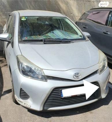 טויוטה יאריס הייבריד Hybrid אוט' 1.5 (74 כ''ס) בנזין 2013 למכירה בתל אביב יפו