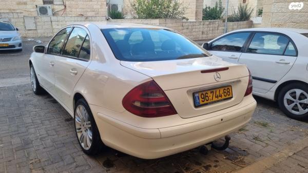 מרצדס E-Class E220 Classic אוט' דיזל 2.1 (150 כ''ס) דיזל 2006 למכירה בירושלים