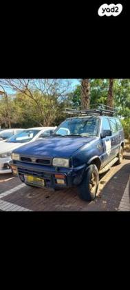 ניסאן טראנו ארוך 4X4 ידני 2.4 (124 כ''ס) בנזין 1996 למכירה בחדרה