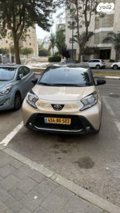 טויוטה אייגו (AYGO) Open Top אוט' 1.0 (72 כ''ס) בנזין 2023 למכירה בנתניה