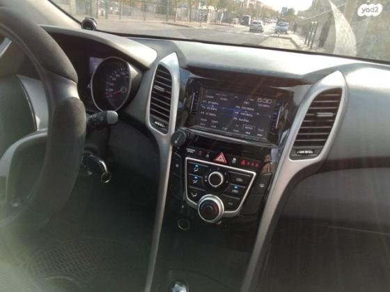 יונדאי i30 Inspire סטיישן אוט' 1.6 (135 כ"ס) בנזין 2015 למכירה בביתר עילית