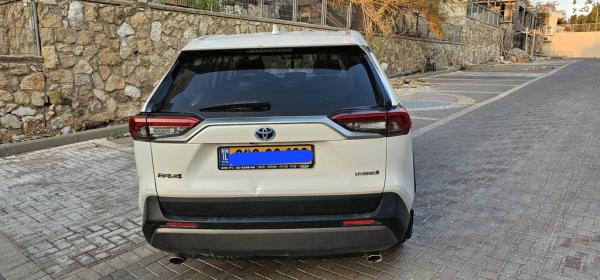 טויוטה RAV4 הייבריד E-xperience הייבריד 5 דל' אוט' 2.5 (178 כ''ס) בנזין 2021 למכירה בירושלים