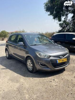 יונדאי i20 Insight אוט' 1.4 (100 כ"ס) בנזין 2014 למכירה בקרית אונו