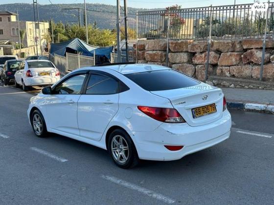 יונדאי i25 Inspire אוט' 1.4 (109 כ''ס) בנזין 2011 למכירה בעראבה