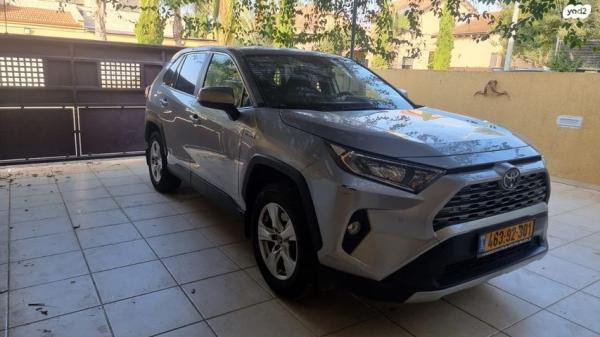 טויוטה RAV4 הייבריד E-xperience הייבריד 5 דל' אוט' 2.5 (178 כ''ס) בנזין 2019 למכירה במגדל העמק