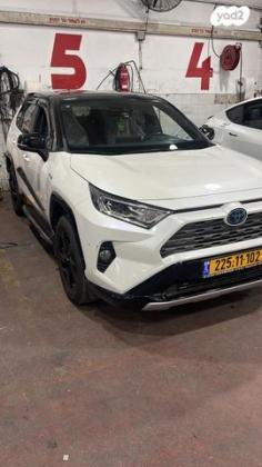 טויוטה RAV4 הייבריד E-motion הייבריד אוט' 2.5 (178 כ''ס) בנזין 2020 למכירה בירושלים