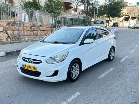 יונדאי i25 Inspire אוט' 1.4 (109 כ''ס) בנזין 2011 למכירה בעראבה