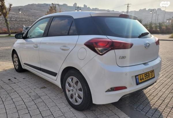 יונדאי i20 Inspire אוט' 1.4 (100 כ''ס) [2015 ואילך] בנזין 2016 למכירה במעלה מכמש