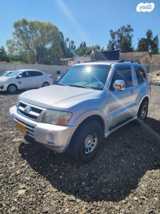 מיצובישי פג'רו קצר 4X4 GLS אוט' דיזל 5 מק' 3.2 (160 כ''ס) דיזל 2003 למכירה בגדרה