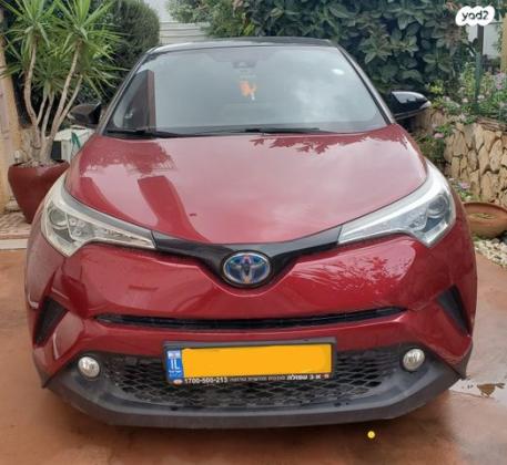 טויוטה C-HR Chic הייבריד אוט' 1.8 (98 כ"ס) בנזין 2019 למכירה ברמת גן