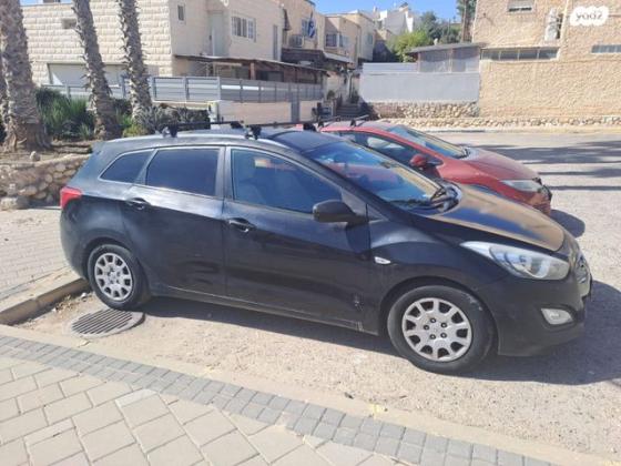 יונדאי i30 Inspire סטיישן אוט' 1.6 (135 כ"ס) בנזין 2014 למכירה בבאר שבע