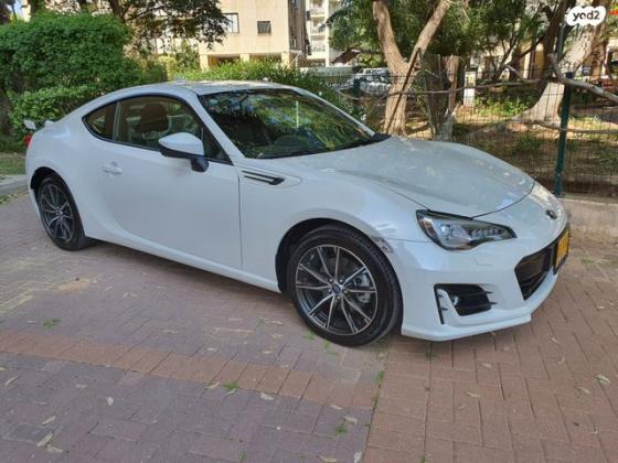 סובארו BRZ 2.0i קופה ידני 2.0 (200 כ''ס) בנזין 2021 למכירה בפתח תקווה