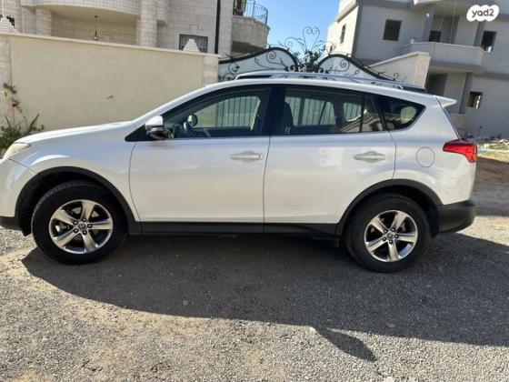 טויוטה RAV4 ארוך 4X4 GLI MC אוט' 2.0 (152 כ"ס) בנזין 2015 למכירה בטירה