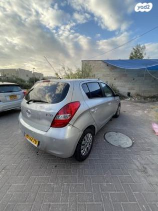 יונדאי i20 Inspire אוט' 1.4 (100 כ"ס) [2009-2015] בנזין 2011 למכירה בירושלים