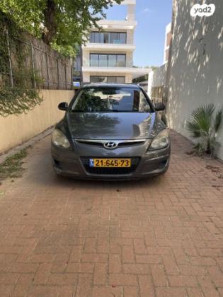 יונדאי i30 Inspire אוט' 1.6 (126 כ''ס) בנזין 2010 למכירה בהוד השרון