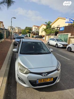 יונדאי i20 Inspire אוט' 1.4 (100 כ"ס) [2009-2015] בנזין 2014 למכירה ביקנעם עילית