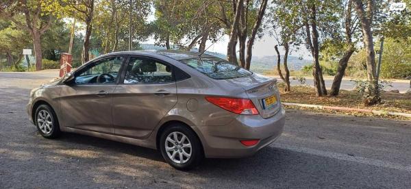 יונדאי i25 Inspire אוט' 1.4 (109 כ''ס) בנזין 2012 למכירה בקרית מוצקין