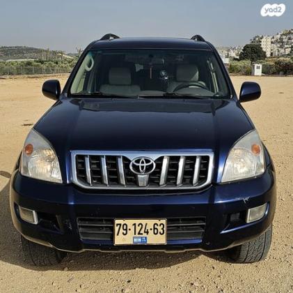 טויוטה לנד קרוזר ארוך 4X4 Luxury אוט' דיזל 8 מק' 3.0 (173 כ''ס) דיזל 2008 למכירה בדייר חנא