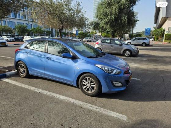 יונדאי i30 Premium אוט' 1.6 (135 כ''ס) בנזין 2014 למכירה בפתח תקווה