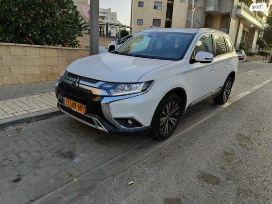 מיצובישי אאוטלנדר Instyle אוט' 7 מק' 2.0 (150 כ"ס) בנזין 2019 למכירה בחולון