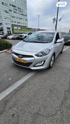 יונדאי i30 Inspire סטיישן אוט' 1.6 (135 כ"ס) בנזין 2015 למכירה בבית שמש