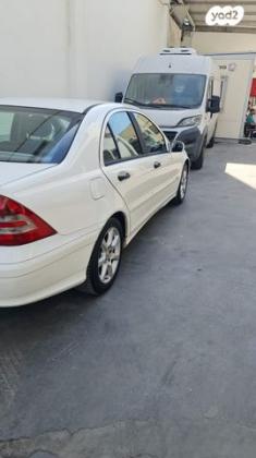 מרצדס C-Class C220 Classic אוט' דיזל 2.1 (150 כ''ס) דיזל 2006 למכירה בפתח תקווה