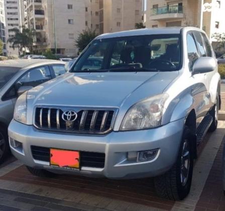 טויוטה לנד קרוזר ארוך 4X4 STD אוט' דיזל 8 מק' 3.0 (173 כ''ס) דיזל 2008 למכירה בפתח תקווה