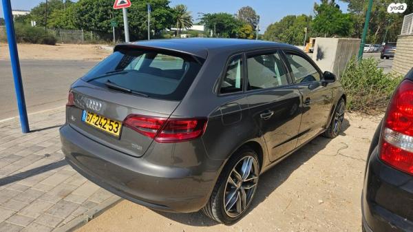 אאודי A3 Sportback אוט' 1.4 (125 כ''ס) [2014-2016] בנזין 2015 למכירה בכפר סבא