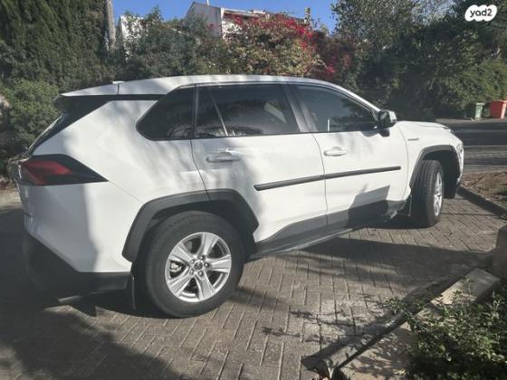 טויוטה RAV4 הייבריד E-xperience הייבריד 5 דל' אוט' 2.5 (178 כ''ס) בנזין 2021 למכירה בנהלל