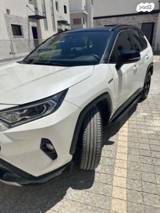 טויוטה RAV4 הייבריד E-motion Sky הייבריד אוט' 2.5 (178 כ''ס) בנזין 2019 למכירה באור עקיבא