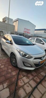 יונדאי i30 Inspire סטיישן אוט' 1.6 (135 כ"ס) בנזין 2013 למכירה באילת