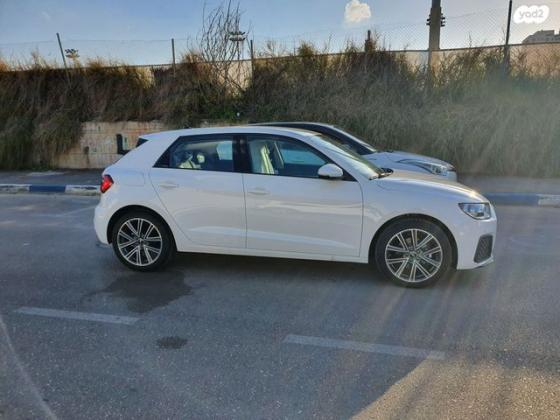 אאודי A1 Sportback Comfort אוט' 1.0 (110 כ''ס) בנזין 2022 למכירה בחיפה