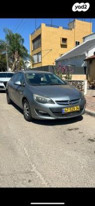 אופל אסטרה Berlina Enjoy סדאן אוט' 1.4 (140 כ"ס) בנזין 2016 למכירה בכפר סבא