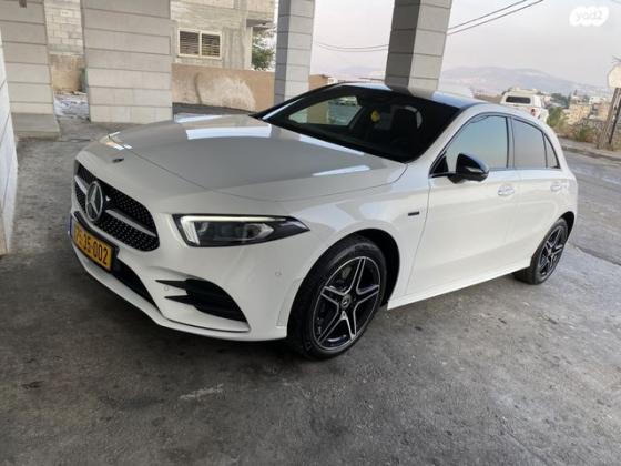 מרצדס A-Class A250E AMG הייבריד הצ'בק אוט' 1.3 (160 כ''ס) היברידי חשמל / בנזין 2021 למכירה ביפיע