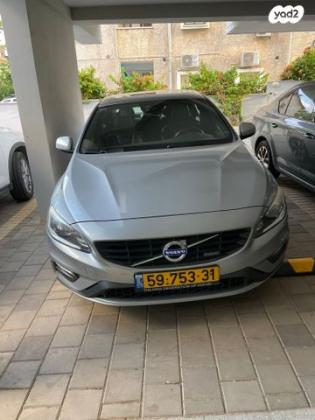 וולוו S60 T5 R-Design אוט' 2.0 (245 כ"ס) בנזין 2015 למכירה בנס ציונה