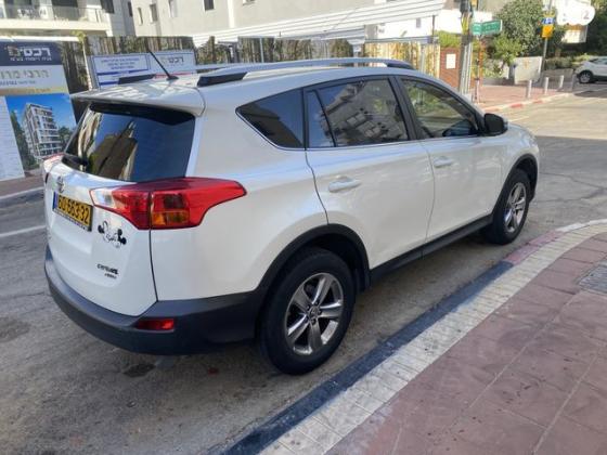 טויוטה RAV4 ארוך 4X4 GLI MC אוט' 2.0 (152 כ"ס) בנזין 2015 למכירה ברמת גן