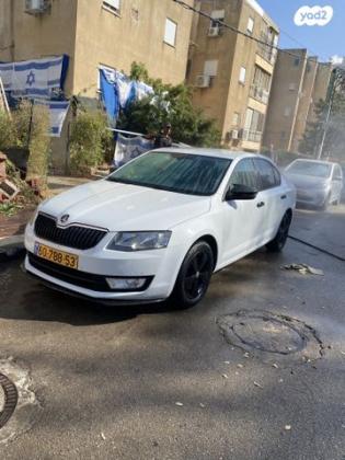 סקודה אוקטביה Elegance אוט' 1.8 (180 כ''ס) בנזין 2014 למכירה בנהריה