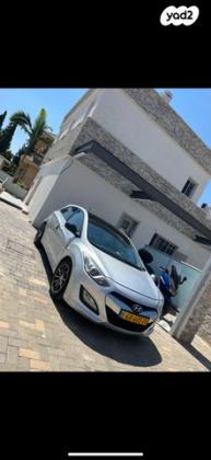 יונדאי i30 Premium אוט' 1.6 (135 כ''ס) בנזין 2014 למכירה בראש העין