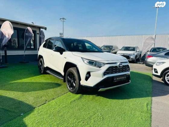 טויוטה RAV4 הייבריד E-motion Sky הייבריד אוט' 2.5 (178 כ''ס) בנזין 2021 למכירה בחיפה