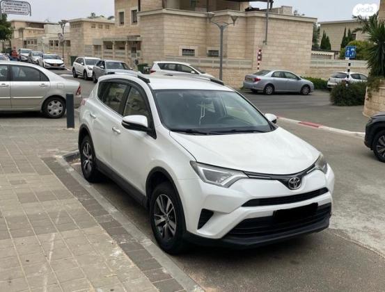 טויוטה RAV4 ארוך 4X4 GLI MC אוט' 2.0 (152 כ"ס) בנזין 2016 למכירה בעכו