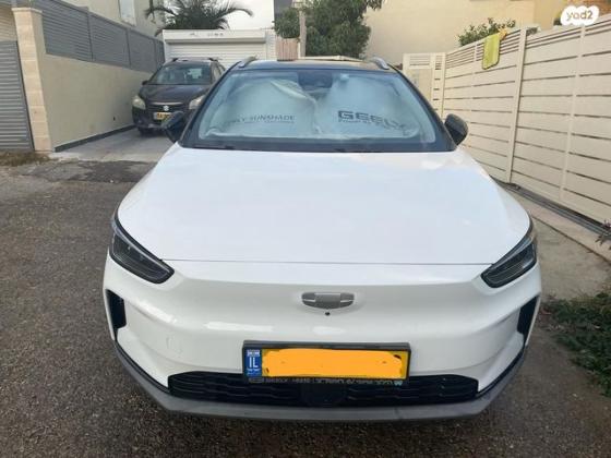 ג'ילי - Geely Geometry C 350Pro אוט' חשמלי (204 כ"ס) חשמלי 2022 למכירה בגדרה