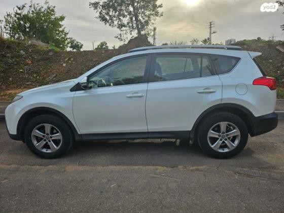 טויוטה RAV4 ארוך 4X4 GLI אוט' 2.0 (151 כ''ס) בנזין 2015 למכירה בפתח תקווה