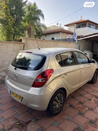 יונדאי i20 GLI אוט' 1.4 (100 כ"ס) בנזין 2009 למכירה ביהוד מונוסון