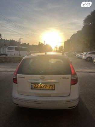 יונדאי i30CW Inspire סטיישן אוט' 1.6 (126 כ''ס) בנזין 2010 למכירה בערד