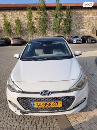 יונדאי i20 Inspire אוט' 1.4 (100 כ''ס) [2015 ואילך] בנזין 2016 למכירה במעלה מכמש