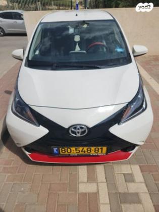 טויוטה אייגו (AYGO) X-Play אוט' 1.0 (69 כ"ס) בנזין 2016 למכירה בבאר שבע