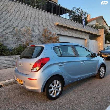 יונדאי i20 Inspire אוט' 1.4 (100 כ"ס) [2009-2015] בנזין 2013 למכירה בחיפה